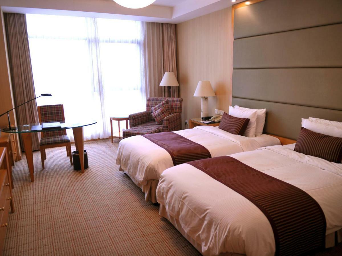Central International Hotel Shanghai Exterior foto